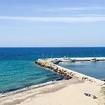 Beachfront Retreat #propertly Apartmán Nea Kallikrateia
